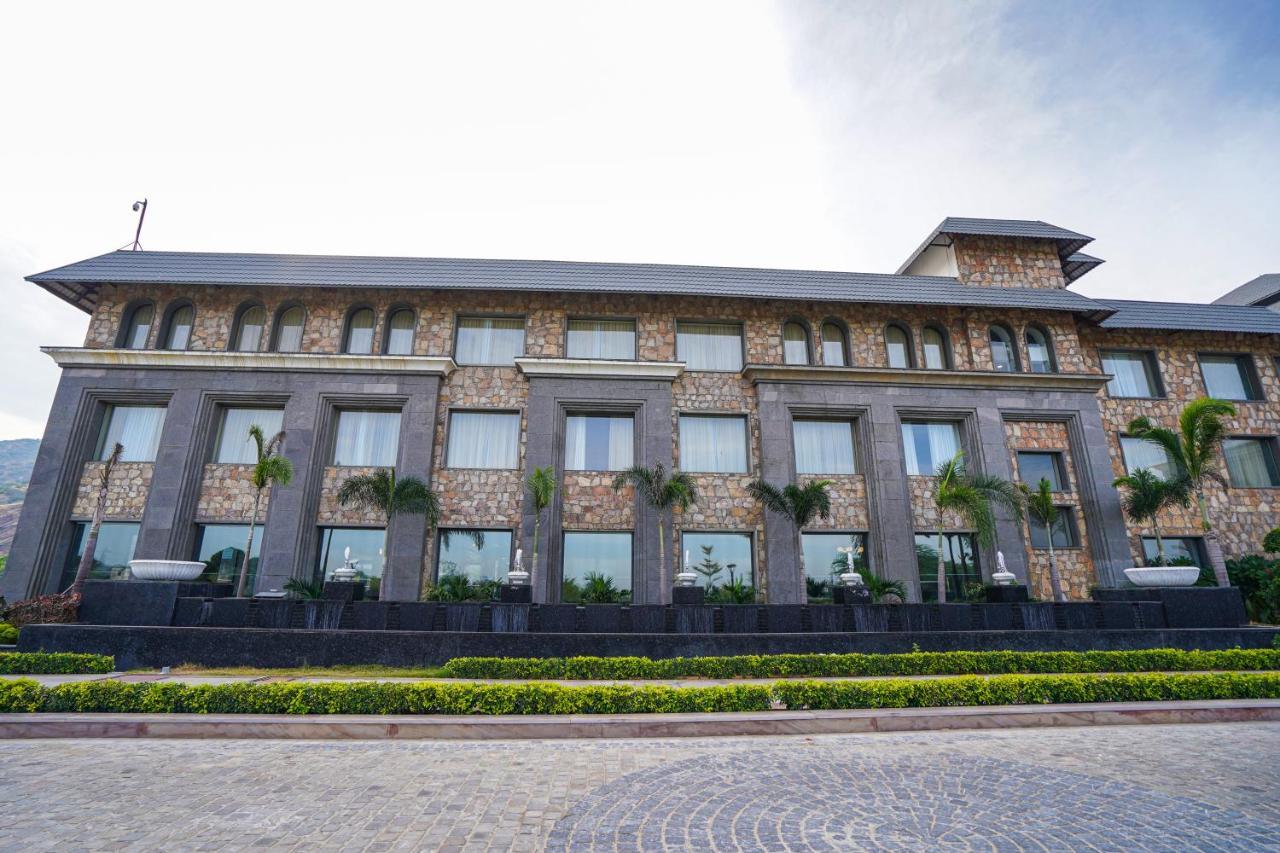 Pushkara Resort And Spa Exterior foto