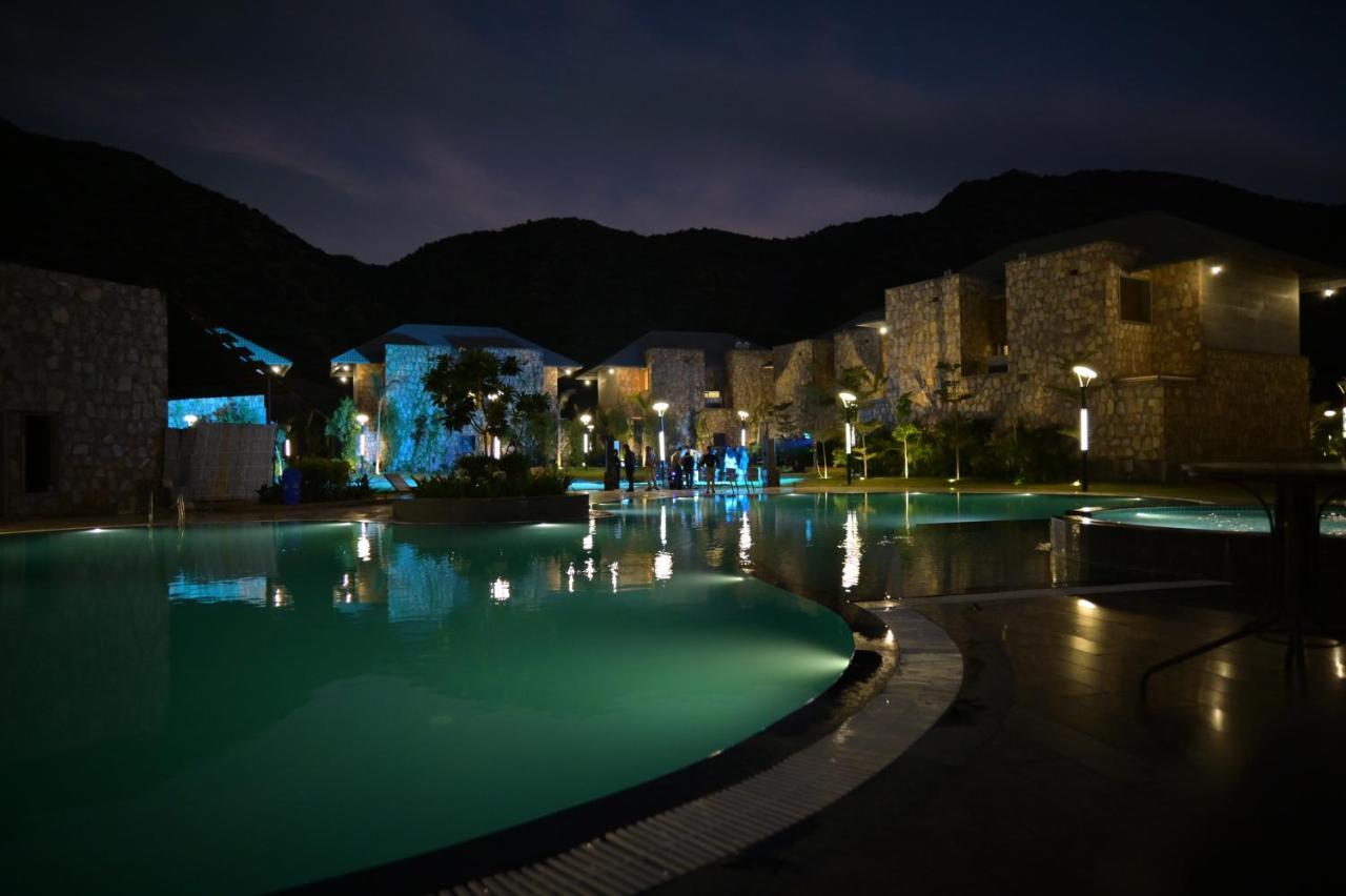 Pushkara Resort And Spa Exterior foto